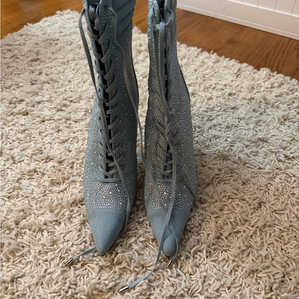 Lace-Up Pointed Toe Women's Booties in Light Gray